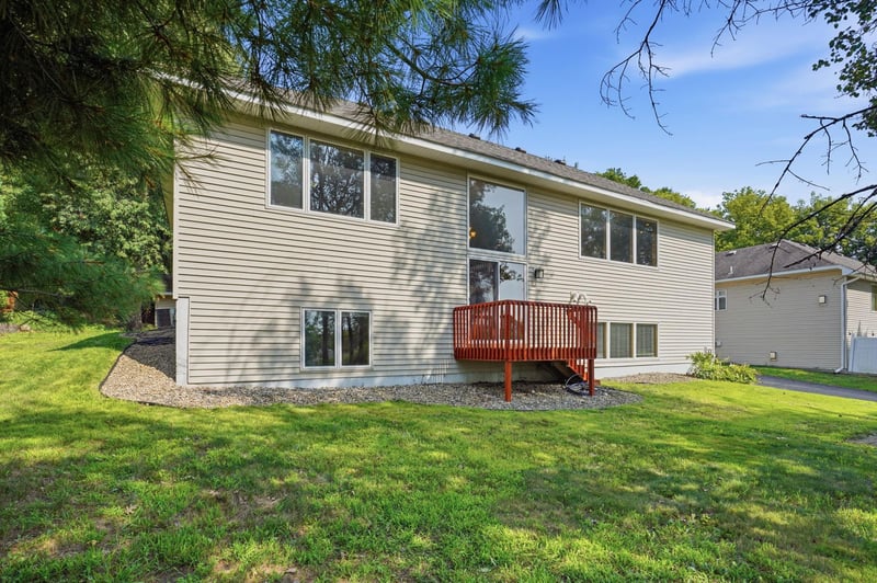 13675 Nicollet Ave, Burnsville, MN 55337