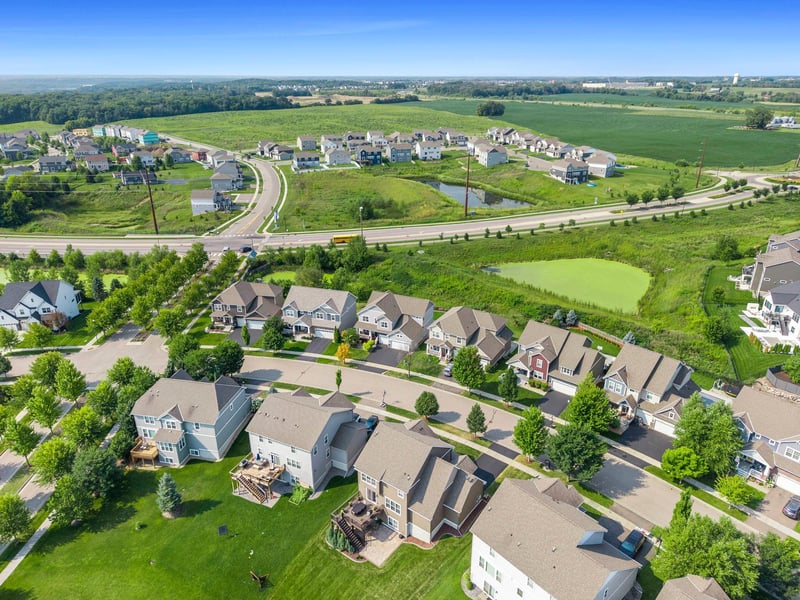 4014 Holasek Pa, Chaska, MN 55318
