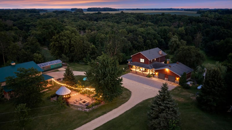 29173 Le Sueur Creek Rd, Le Sueur, MN 56058