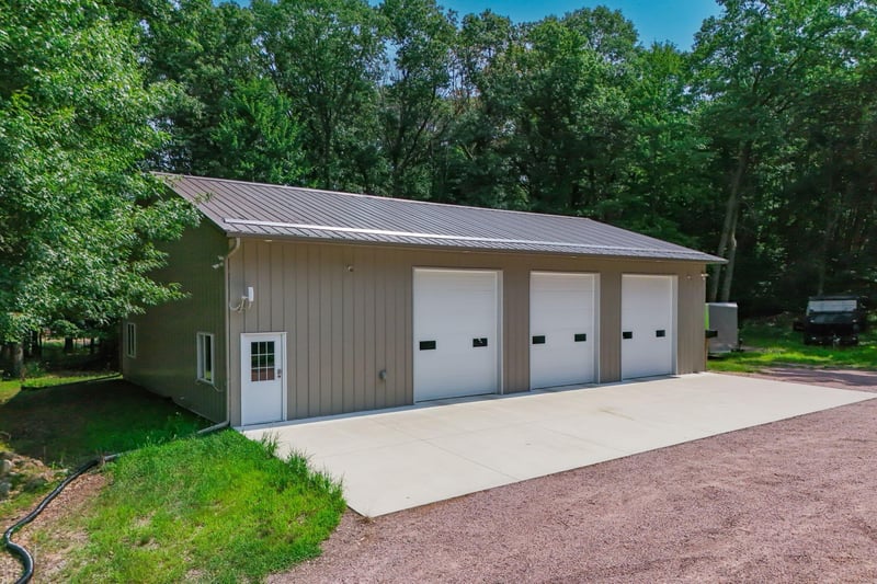 1865 155th St NW, Monticello, MN 55362
