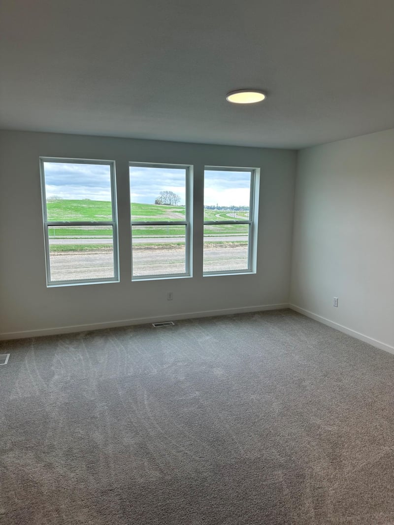 6287 Ivywood Ave S, Cottage Grove, MN 55016