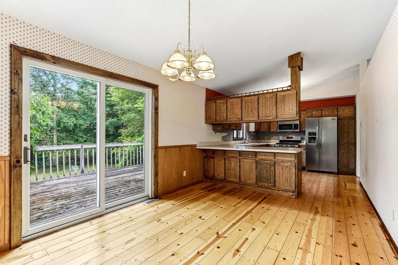 39258 Harder Pw, North Branch, MN 55056