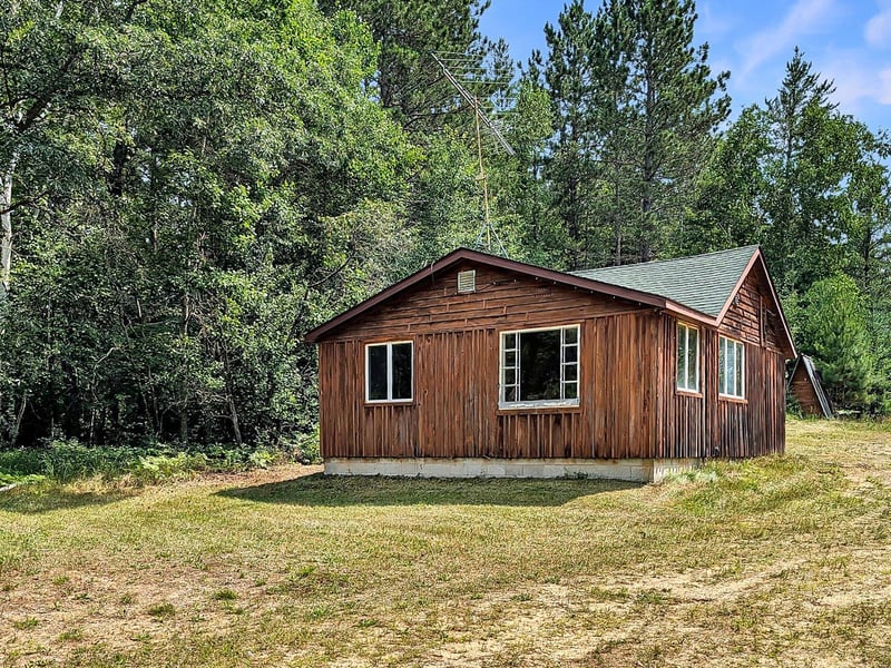 12594 East Rd, Side Lake, MN 55781
