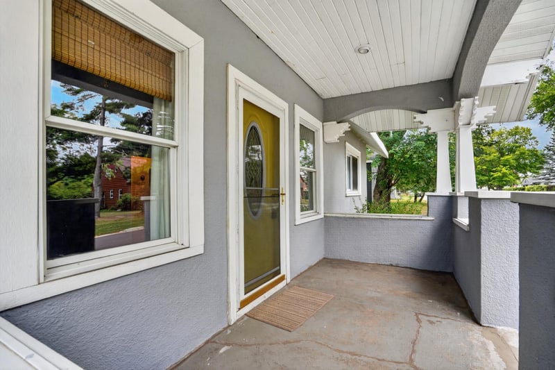 940 6th Ave SW, Pine City, MN 55063