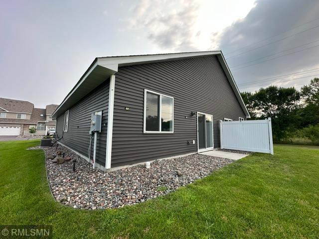 230 11th Ave S, Princeton, MN 55371