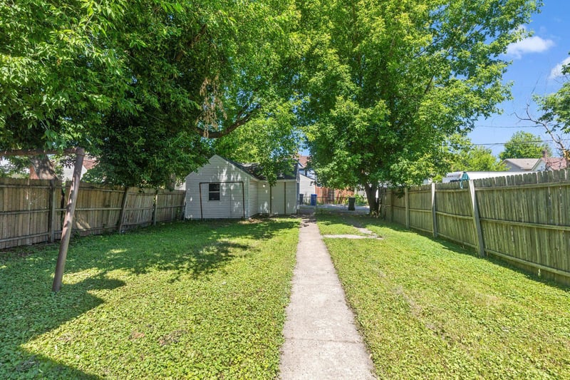 395 Lafond Ave, Saint Paul, MN 55103