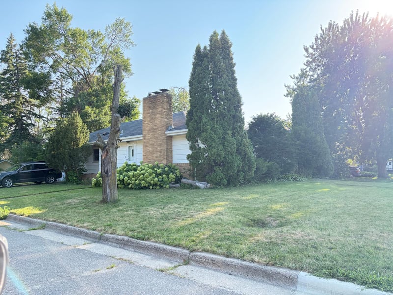 408 2nd St NE, Buffalo, MN 55313