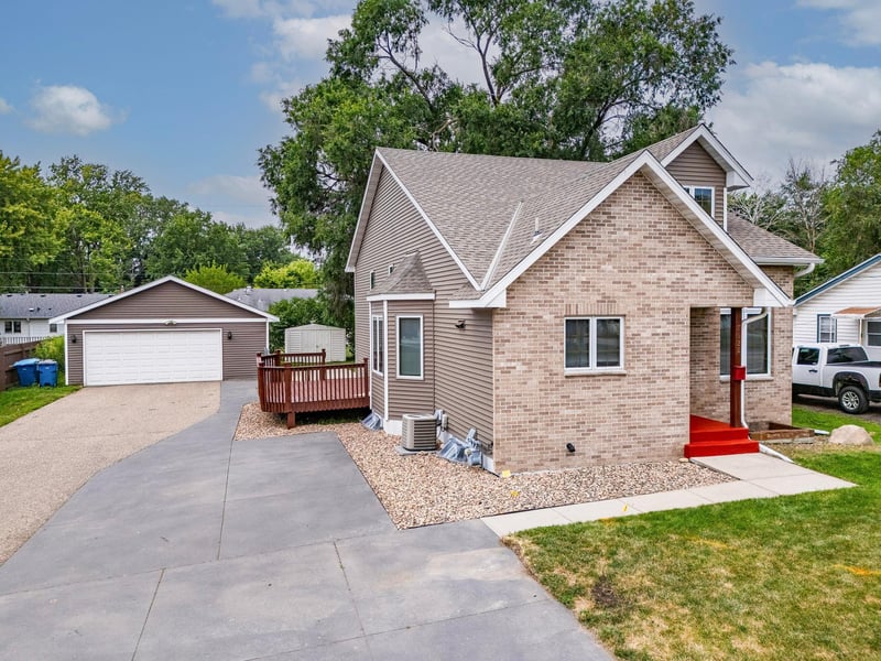 7520 Portland Ave S, Richfield, MN 55423