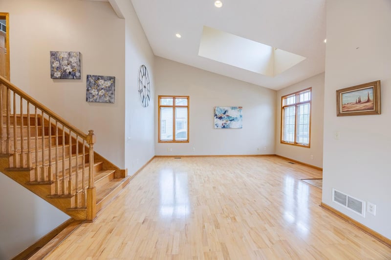 7520 Portland Ave S, Richfield, MN 55423