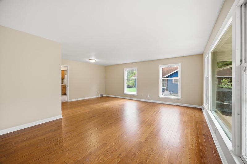 5410 44th Ave N, Robbinsdale, MN 55422