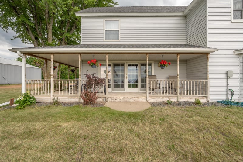 27326 Church Ave, New Prague, MN 56071