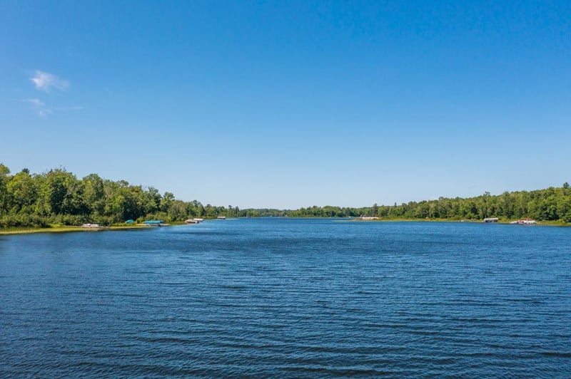 575 S Lake Lawrence Rd NE, Outing, MN 56662
