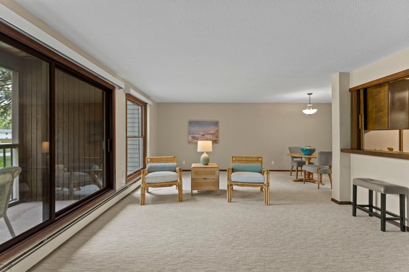 8549 Irwin Rd #126, Bloomington, MN 55437