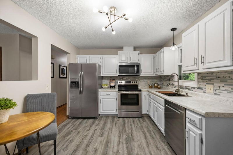 17160 Hershey Ct, Lakeville, MN 55044