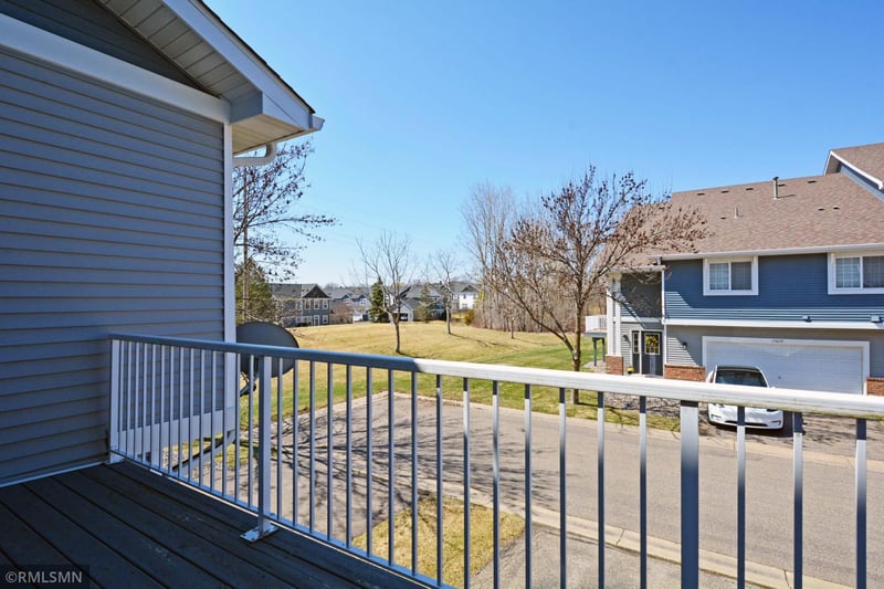 17565 69th Pl N #207, Maple Grove, MN 55311