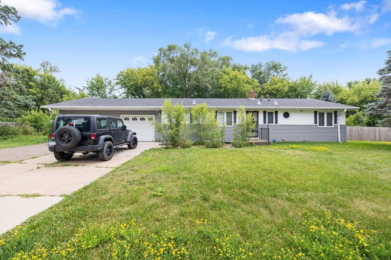 2656 Fremont Ave E, Maplewood, MN 55119