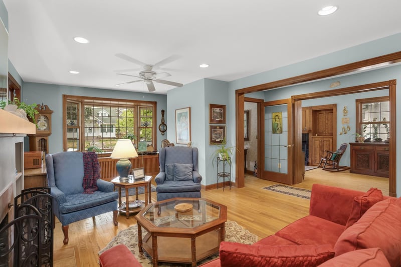356 Macalester St, Saint Paul, MN 55105