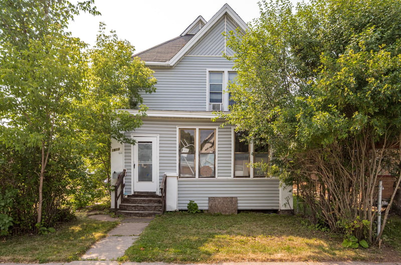 1813 John Ave, Superior, WI 54880