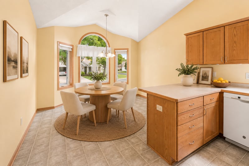 12554 Thrush St NW, Coon Rapids, MN 55448