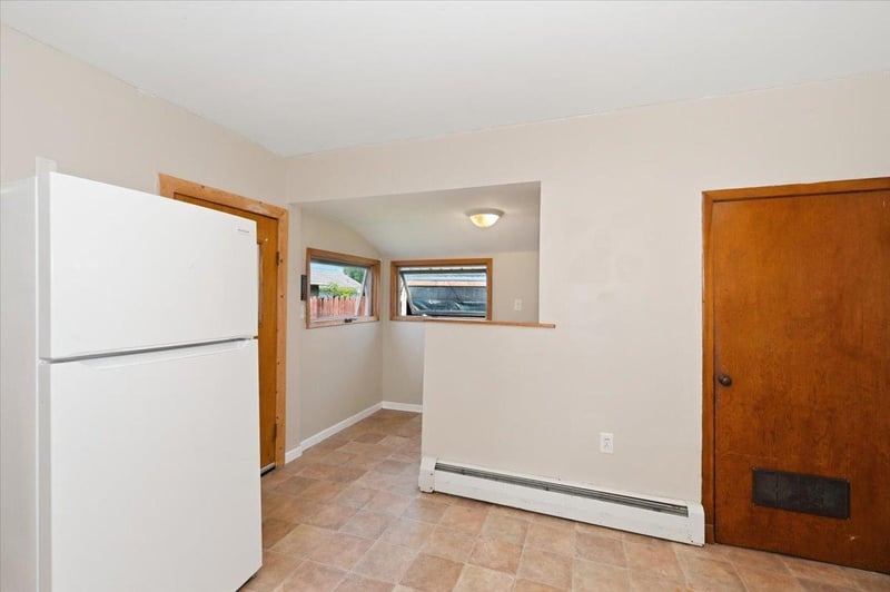 2011 Missouri Ave, Superior, WI 54880