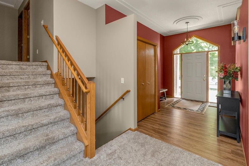 13859 Birchwood Ave, Rosemount, MN 55068