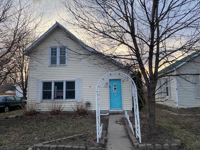 321 S Main St, Lake Crystal, MN 56055