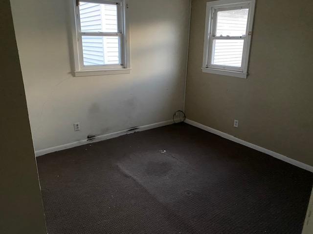 321 S Main St, Lake Crystal, MN 56055