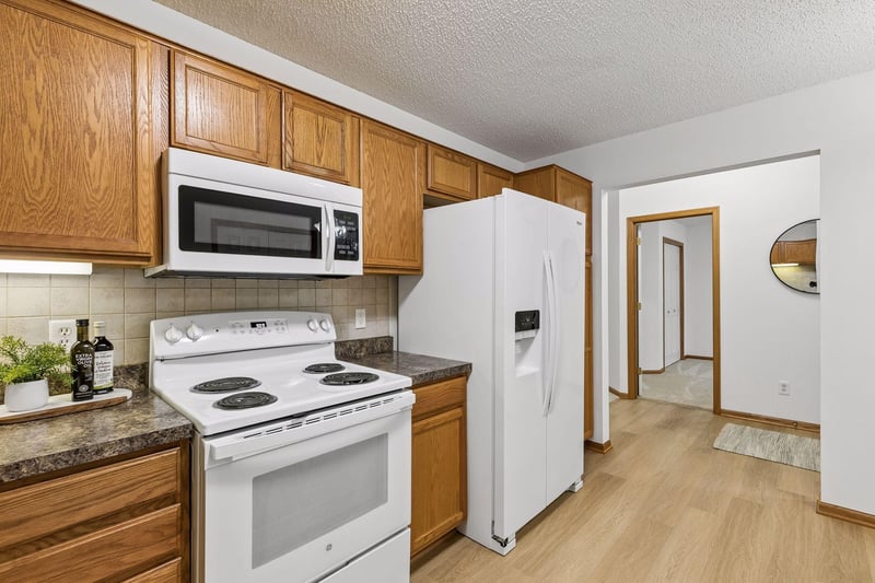 17478 Deerfield Dr SE, Prior Lake, MN 55372