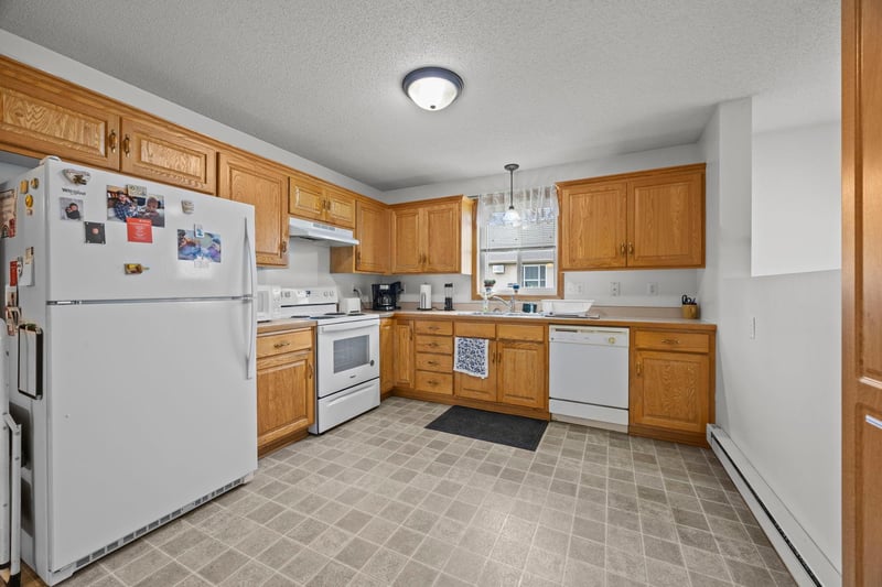 137 Belmont St, Osceola, WI 54020