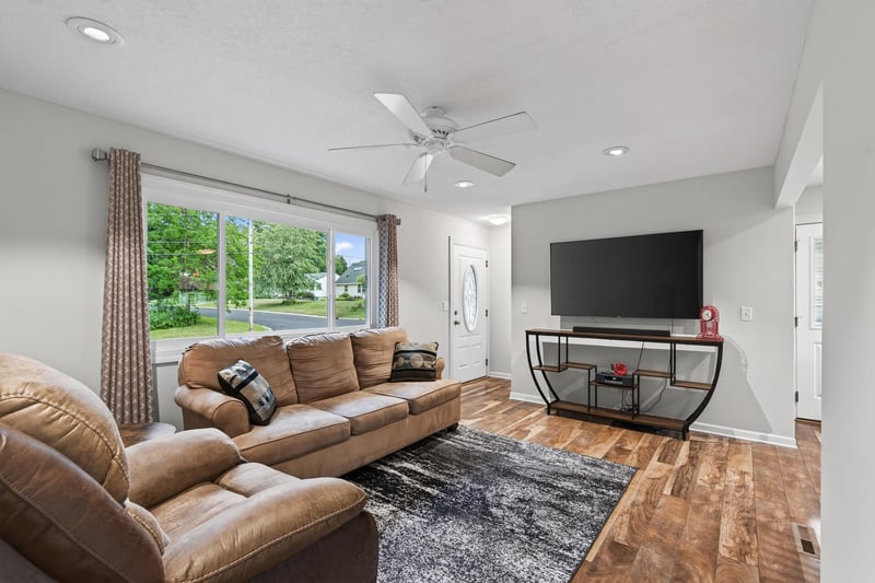 3301 69th St E, Inver Grove Heights, MN 55076