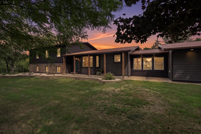 N15648 W Prairie Rd, Trempealeau, WI 54661