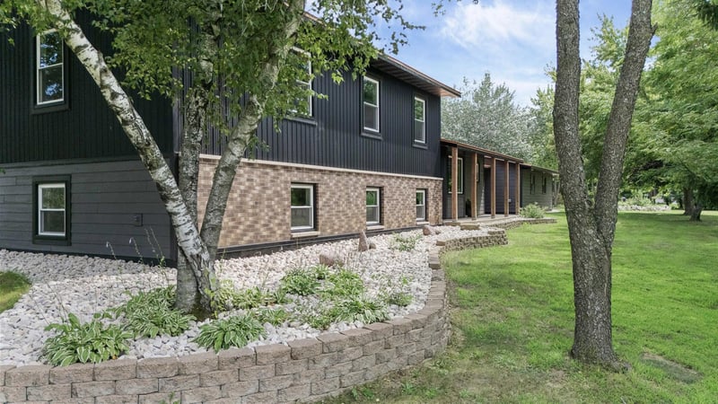 N15648 W Prairie Rd, Trempealeau, WI 54661