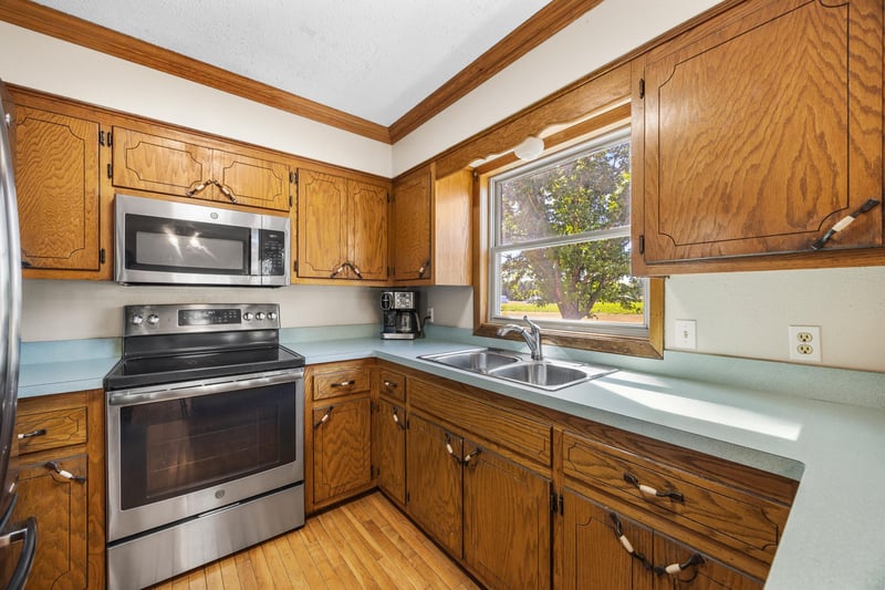 409 127th St NE, Monticello, MN 55362