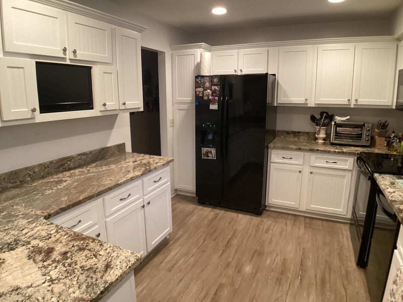3245 Pilgrim Ln N, Plymouth, MN 55441