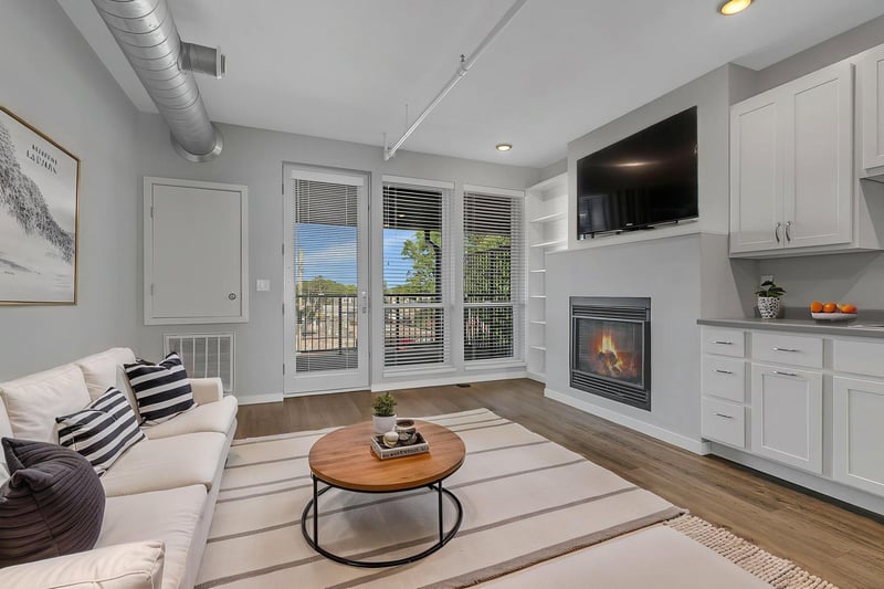 24 College Ave N #305, Saint Joseph, MN 56374