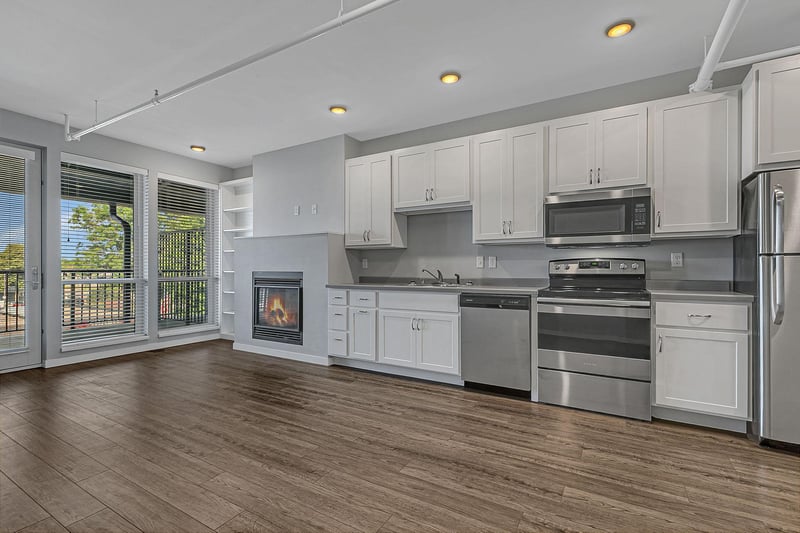 24 College Ave N #305, Saint Joseph, MN 56374