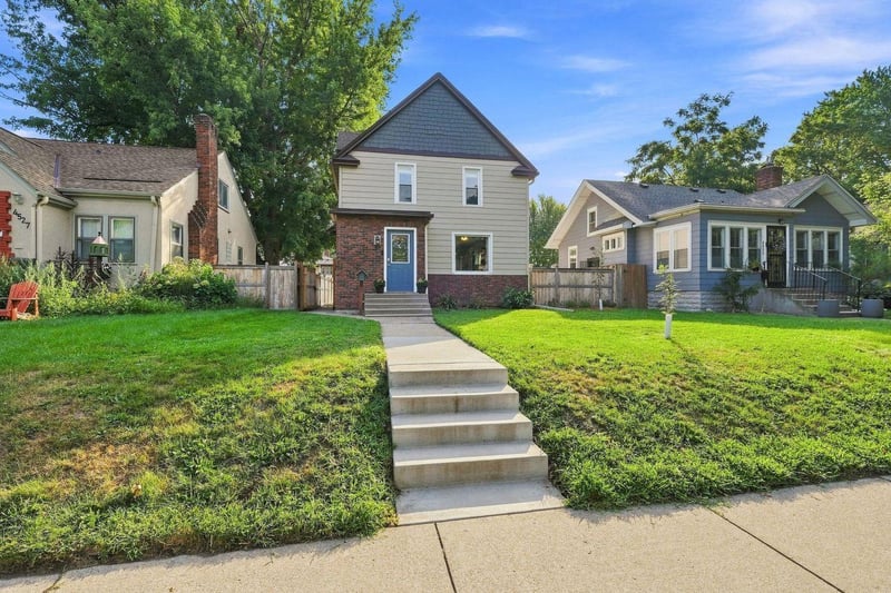 4533 Snelling Ave, Minneapolis, MN 55406
