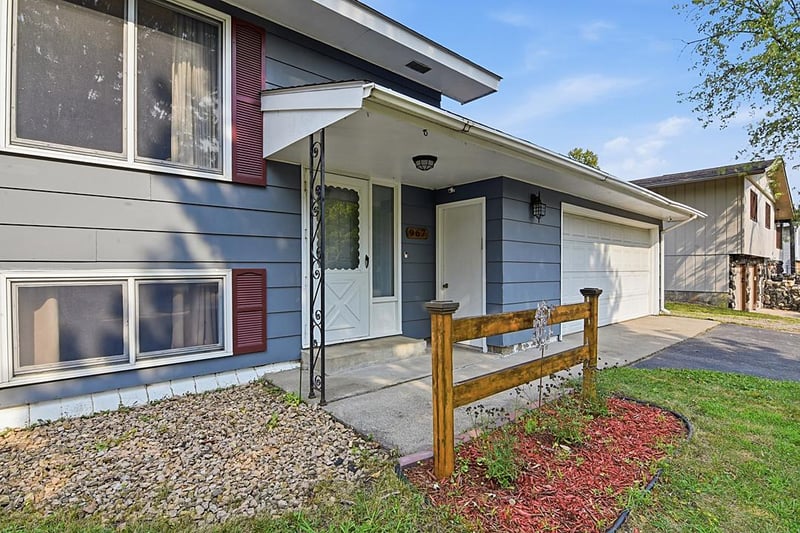 967 6th Ave N, Sauk Rapids, MN 56379