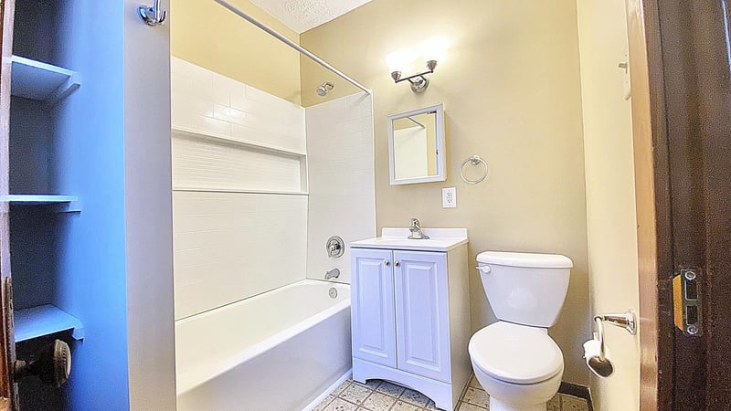 1105 Minnehaha Ave E, Saint Paul, MN 55106