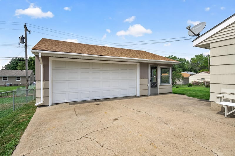 6836 Monroe St NE, Fridley, MN 55432