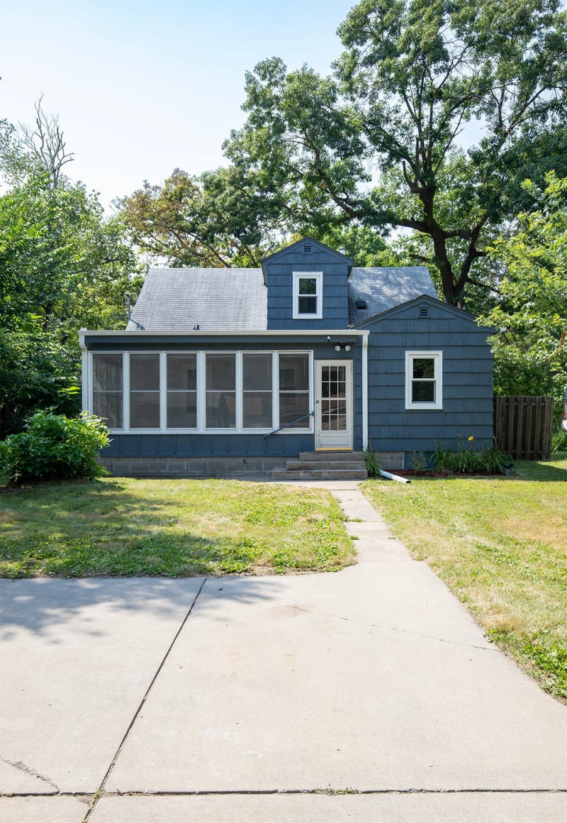 3620 Sheridan Ave N, Minneapolis, MN 55412