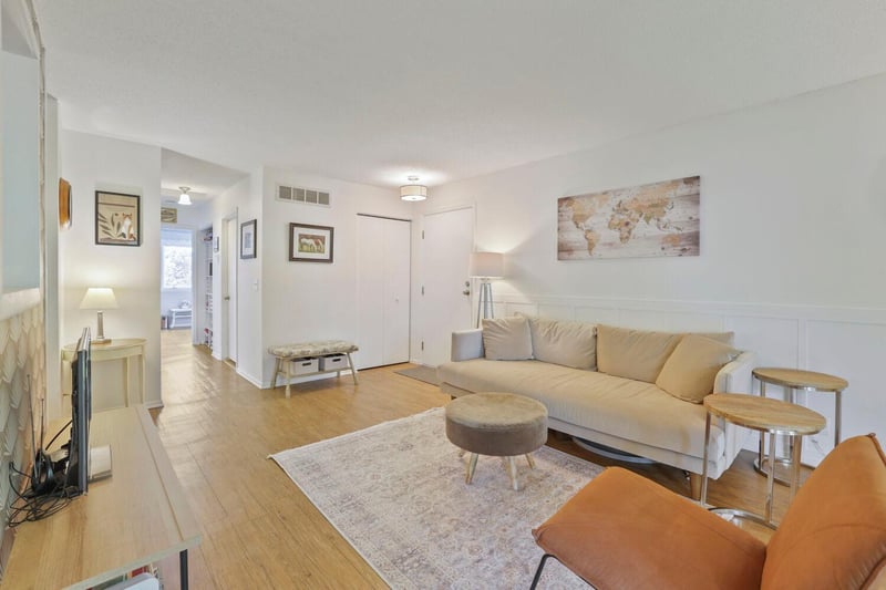 7267 Hunters Rn #46C, Eden Prairie, MN 55346