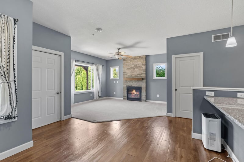 7893 Gotland Ln, Circle Pines, MN 55014
