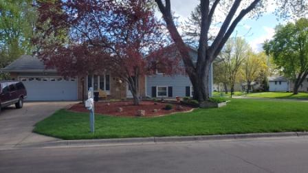 8515 85th St S, Cottage Grove, MN 55016