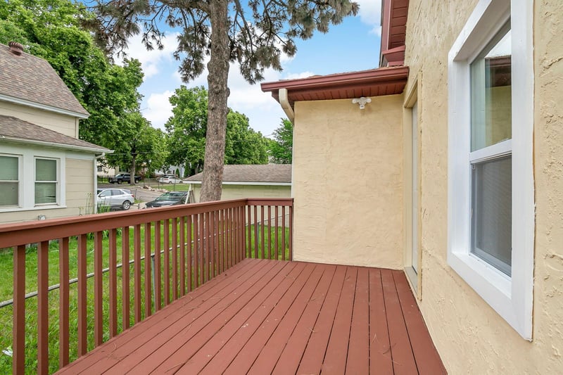 918 Edgerton St, Saint Paul, MN 55130