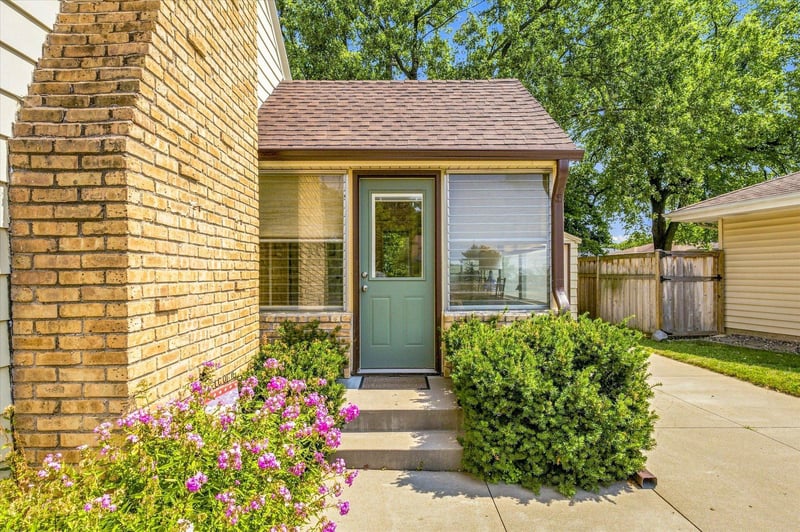 4909 W Upland Crest, Columbia Heights, MN 55421