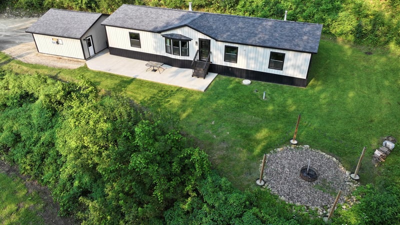 5755 Oak Forest Ln, Houston, MN 55943