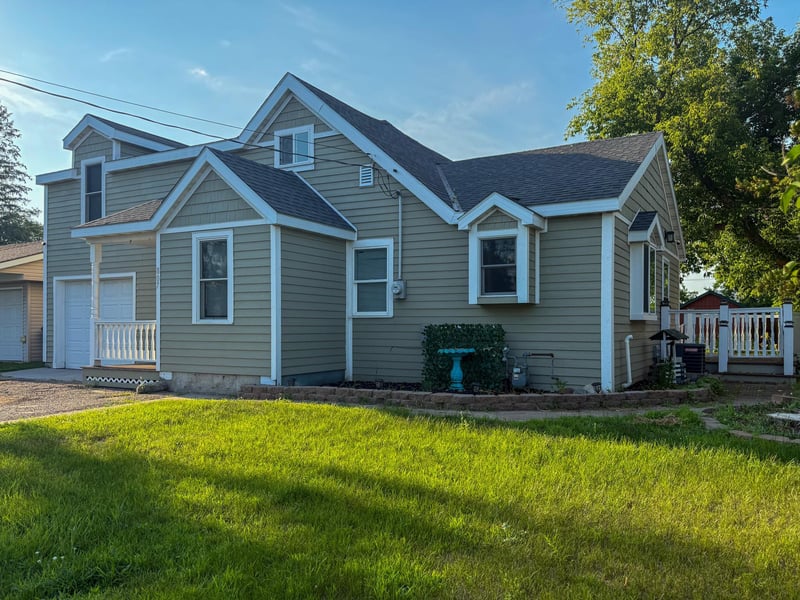 807 21st St NW, Bemidji, MN 56601
