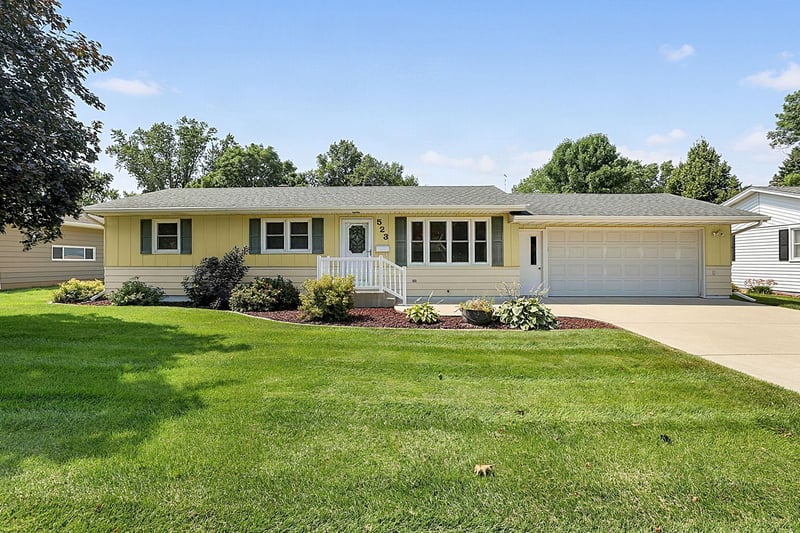 523 6th Ave N, Cold Spring, MN 56320