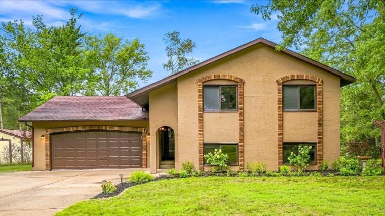 17110 Dimaggio St NE, Forest Lake, MN 55025